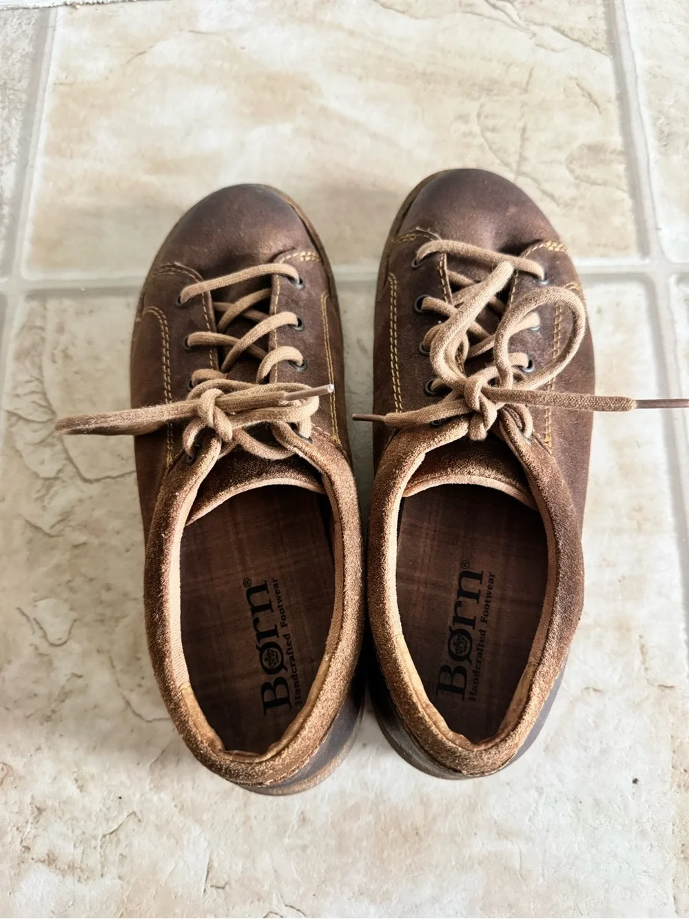 Born Trevan Lace Up Casual Womens Brown Shoes Sneaker Size 10 Water Resistant